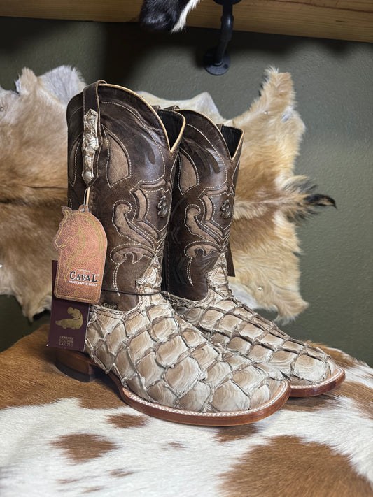 Onix-Cream Pirarucu Boots