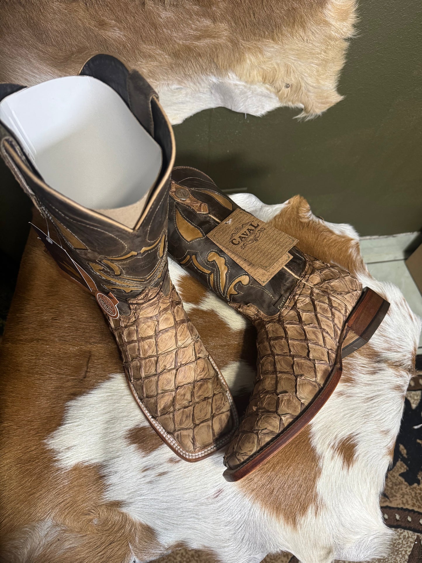 Honey-Pirarucu Boots
