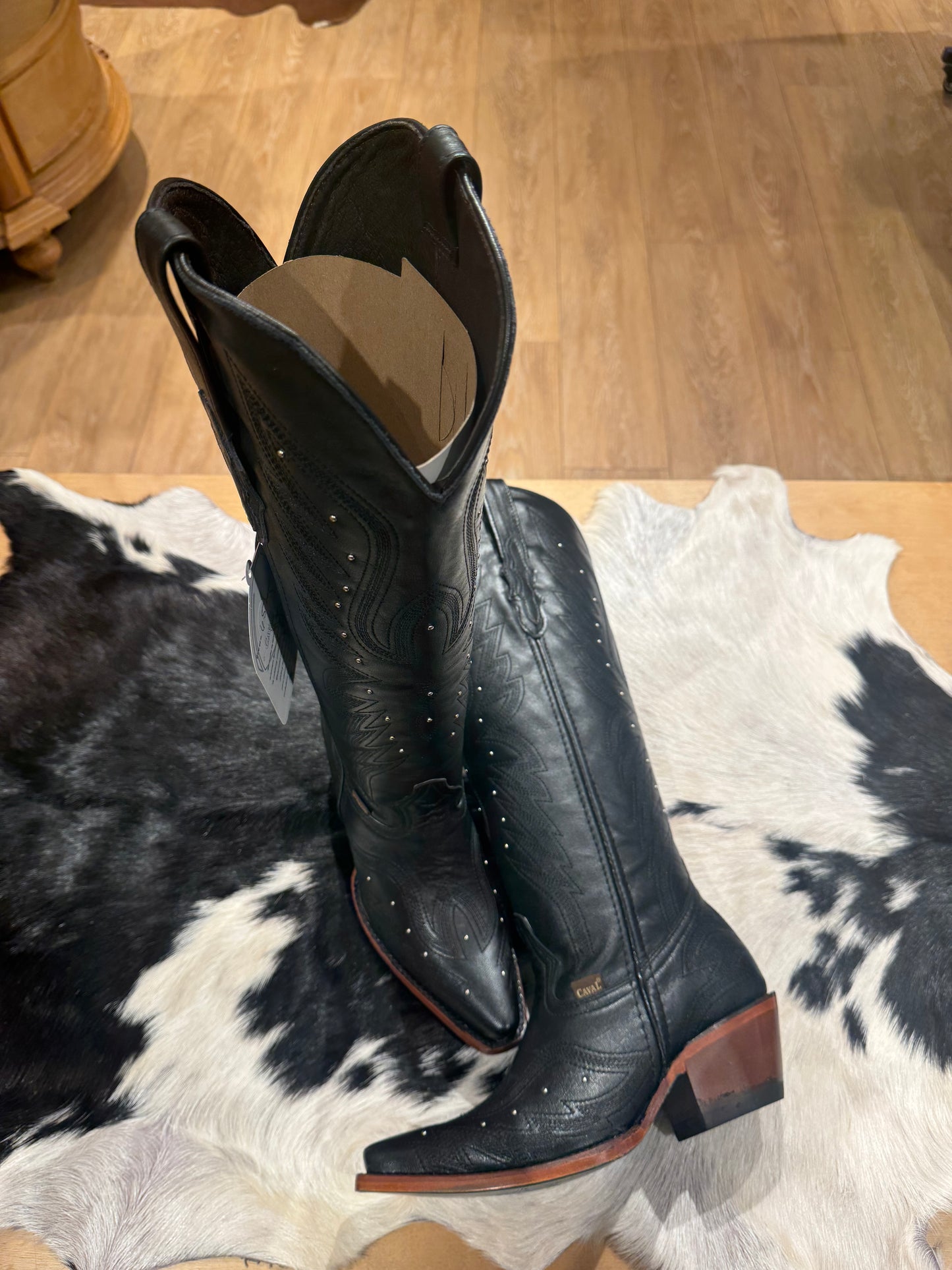 Caval Cabra Negro